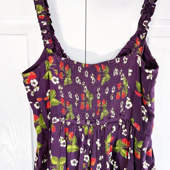 Urban Outfitters Tate Tie Front Strawberry Floral Print Romper - Picture 8 of 10